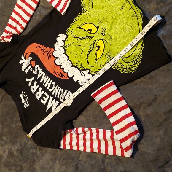 Long sleeve Grinch tee - Picture 4 of 5